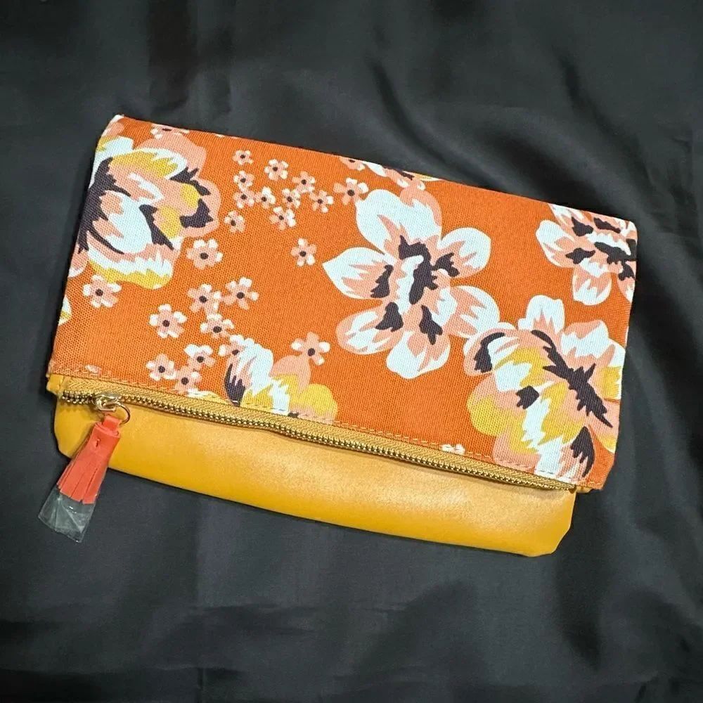 Rachel Pally Orange and White Floral Zahara foldover reversible clutch bag NEW.